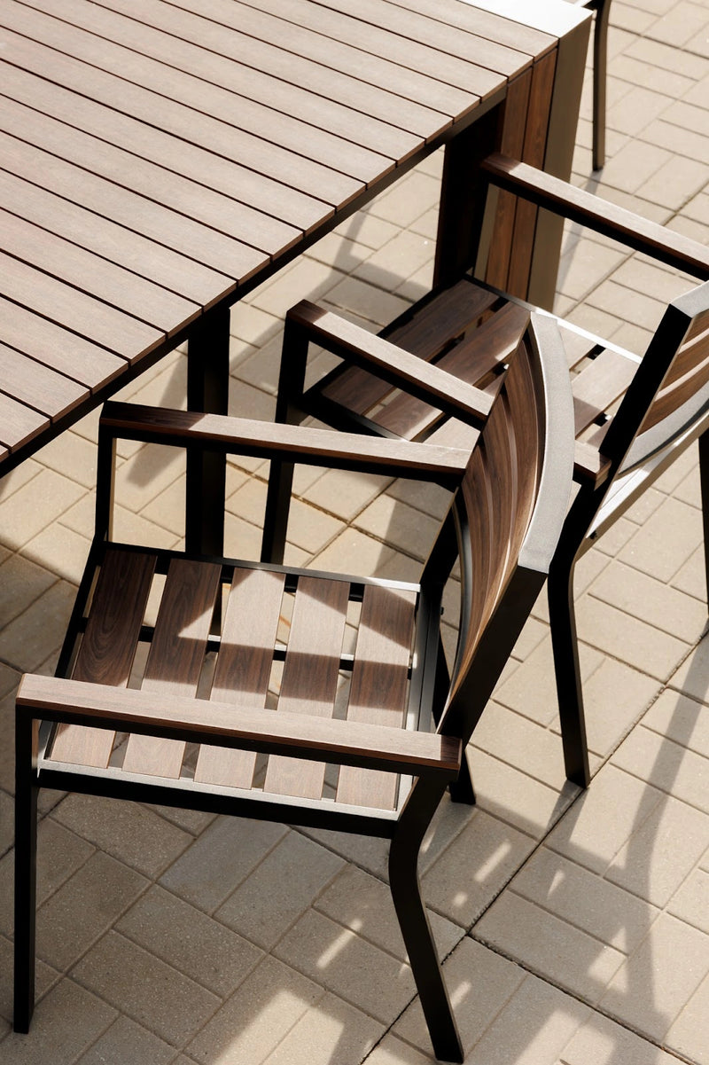 Transformer Table outdoor dining chair in a modern design for patio or outdoor seating