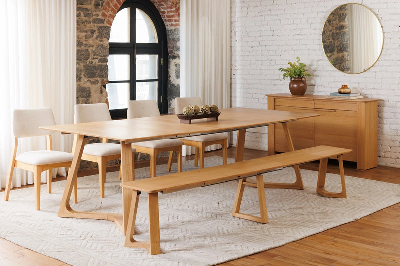 Transformer Table Nova dining set with expandable dining table and matching chairs in a modern finish