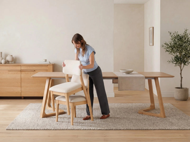 Transformer Table Nova dining chair in a modern design.