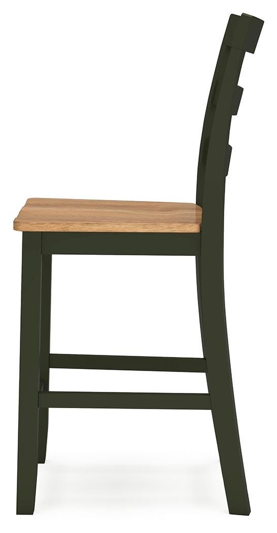 Ashley Furniture Gesthaven dining room set with wooden table and six matching chairs, perfect for a stylish dining space.