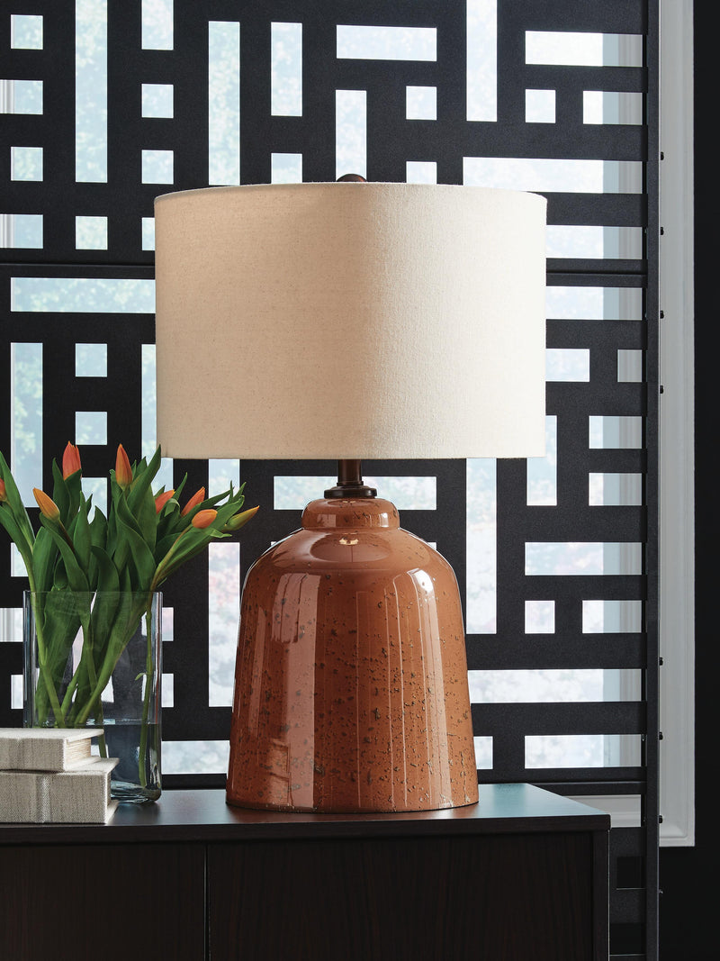 Aaleahya Table Lamp
