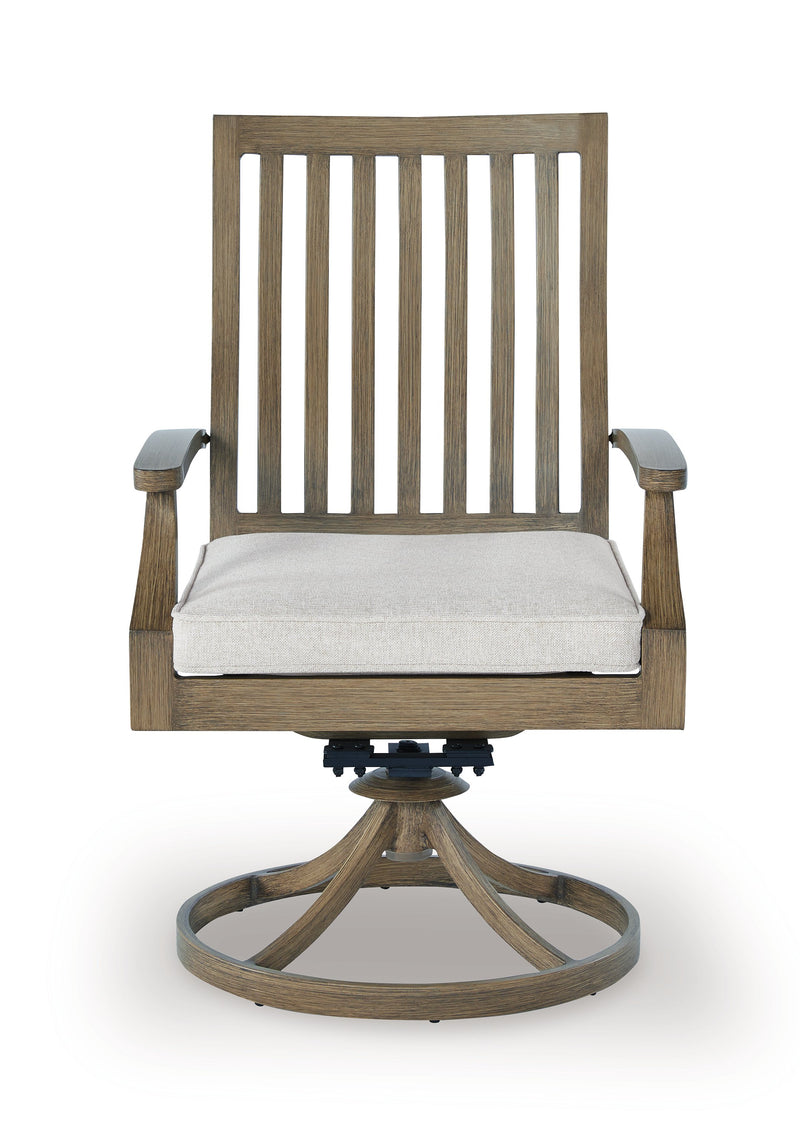 Rainier Ranch Outdoor Dining Package