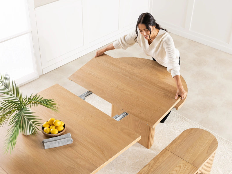 Transformer Table round dining table in a versatile expandable design