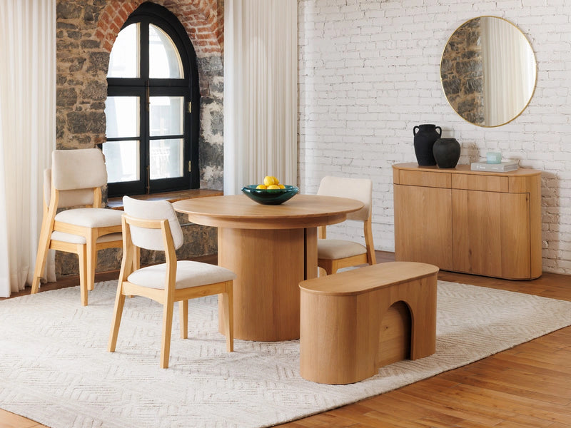 Transformer Table Eclipse dining set with expandable dining table and matching chairs in a modern design